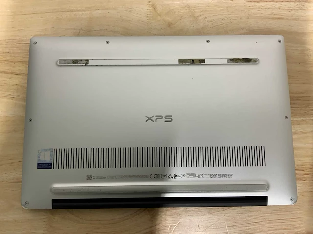 Dell xps 13 7390(i7-gen10) laptop - afbeelding 9 van  9