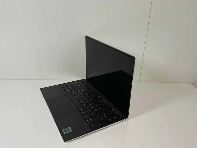 Dell xps 13 9310 13.4”, core(tm) i7 11th gen, 16 gb ram, 1 tb nvme laptop - afbeelding 3 van  7
