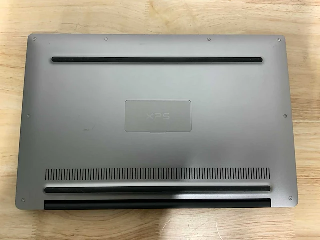 Dell xps 13 9360 laptop - afbeelding 8 van  8