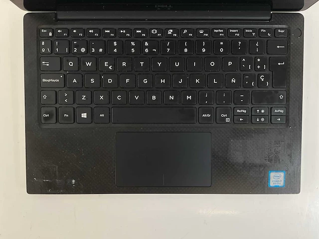 Dell xps 13 9370 13.2”, core(tm) i7 8th gen, 16 gb ram, 512 gb nvme laptop - afbeelding 4 van  7
