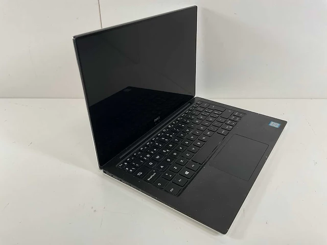 Dell xps 13 9370 13.2”, core(tm) i7 8th gen, 16 gb ram, 512 gb nvme laptop - afbeelding 2 van  7