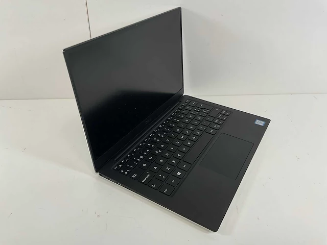 Dell xps 13 9370 13.2”, core(tm) i7 8th gen, 16 gb ram, 512 gb nvme laptop - afbeelding 2 van  7