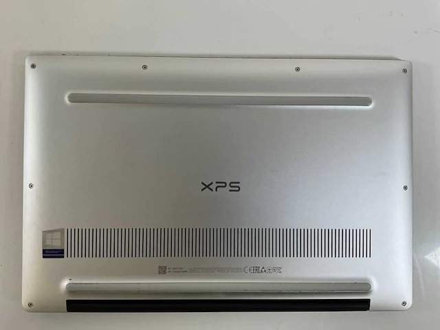 Dell xps 13 9370 13.2”, core(tm) i7 8th gen, 16 gb ram, no hdd laptop - afbeelding 6 van  7