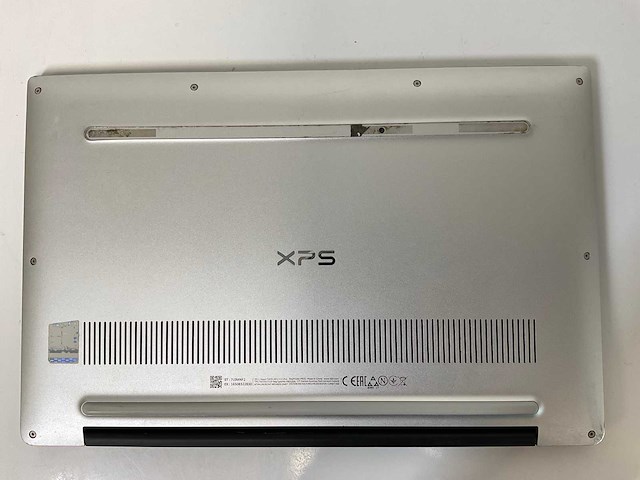 Dell xps 13 9370 13.3”, core(tm) i7 8th gen, 16 gb ram, 512 gb nvme laptop - afbeelding 6 van  7
