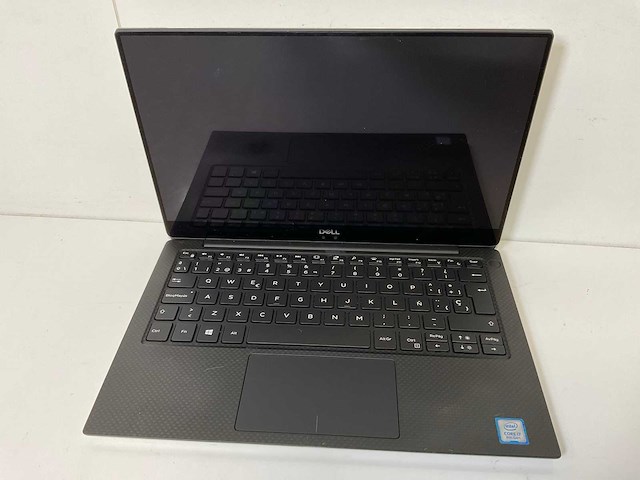 Dell xps 13 9370 13.3”, core(tm) i7 8th gen, 16 gb ram, 512 gb nvme laptop - afbeelding 1 van  7