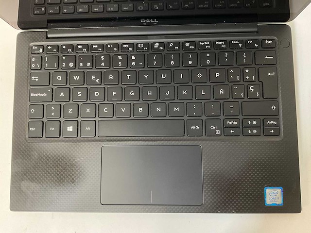 Dell xps 13 9370 13.3”, core(tm) i7 8th gen, 16 gb ram, 512 gb nvme laptop - afbeelding 4 van  7