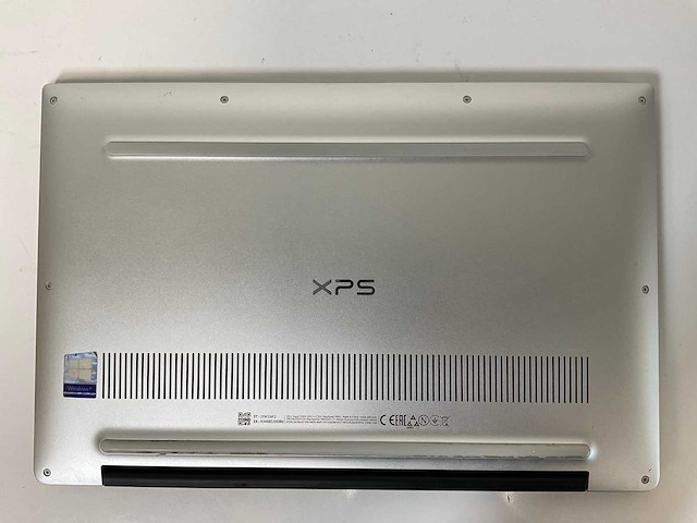 Dell xps 13 9370 13.3”, core(tm) i7 8th gen, 16 gb ram, 512 gb nvme laptop - afbeelding 6 van  7