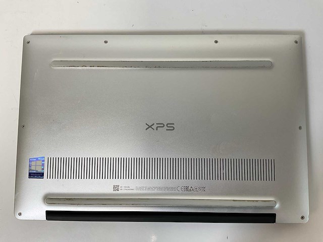 Dell xps 13 9370 13.3”, core(tm) i7 8th gen, 8 gb ram, 512 gb nvme laptop - afbeelding 6 van  7