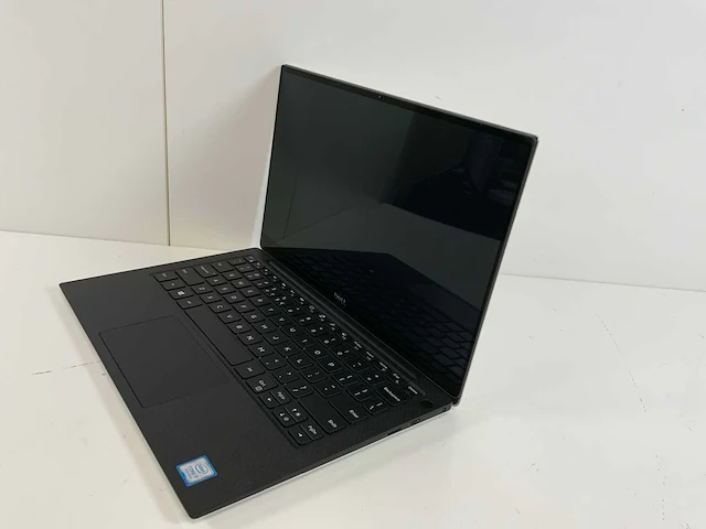 Dell xps 13 9380 13.3", core(tm) i7 8e generatie, 16 gb ram, 256 gb nvme-laptop - afbeelding 3 van  6