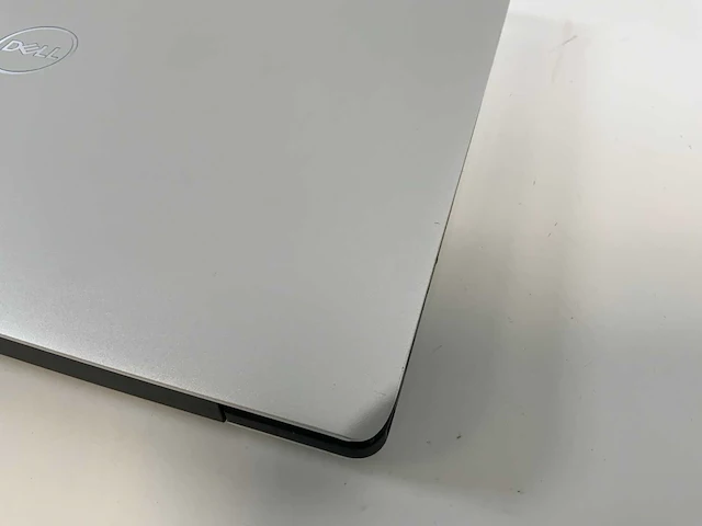 Dell xps 13 9380 13.3", core(tm) i7 8th gen, 16 gb ram, 256 gb nvme laptop - afbeelding 6 van  7