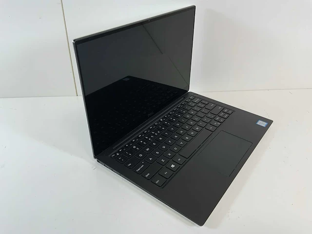 Dell xps 13 9380 13.3", core(tm) i7 8th gen, 16 gb ram, 256 gb nvme laptop - afbeelding 2 van  8