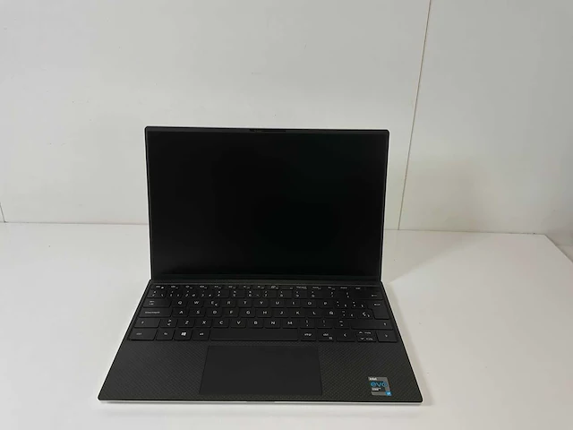 Dell xps 13 9380 13.3”, core(tm) i7 8th gen, 16 gb ram, 512 gb nvme laptop - afbeelding 1 van  7