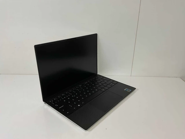 Dell xps 13 9380 13.3”, core(tm) i7 8th gen, 16 gb ram, 512 gb nvme laptop - afbeelding 2 van  7