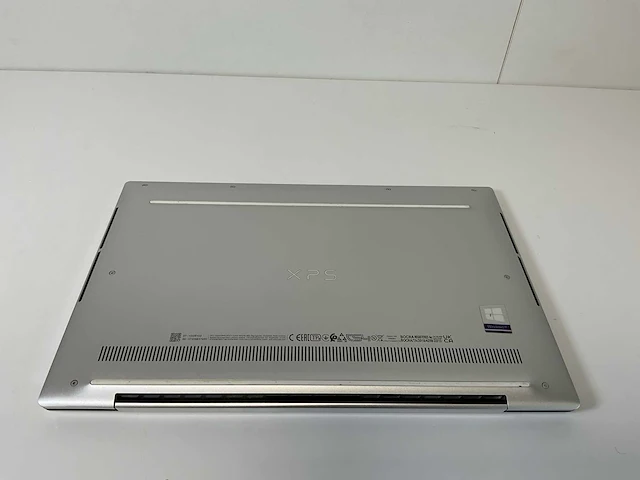 Dell xps 13 9380 13.3”, core(tm) i7 8th gen, 16 gb ram, 512 gb nvme laptop - afbeelding 6 van  7