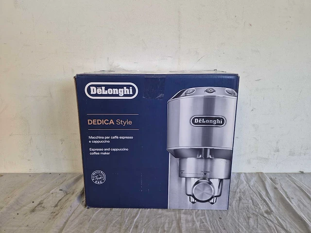De'longhi dedica style ec685.m - pistonmachine - metal - afbeelding 2 van  2