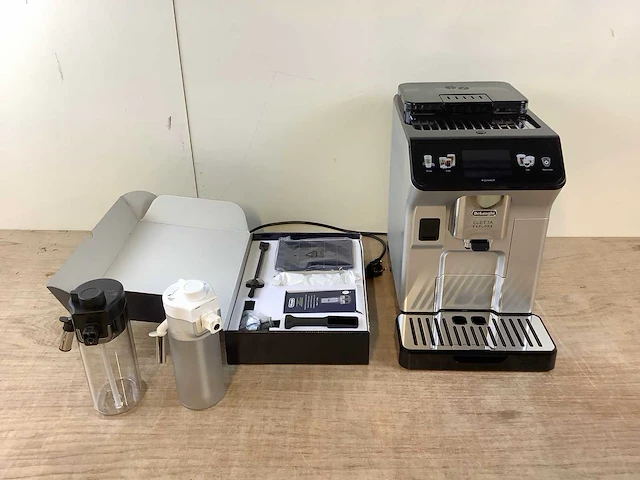Delonghi eletta explore volautomatisch espressoapparaat - afbeelding 1 van  7