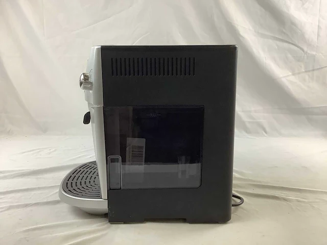 Delonghi magnifica esam4200.s koffie- & espressomachines - afbeelding 2 van  5