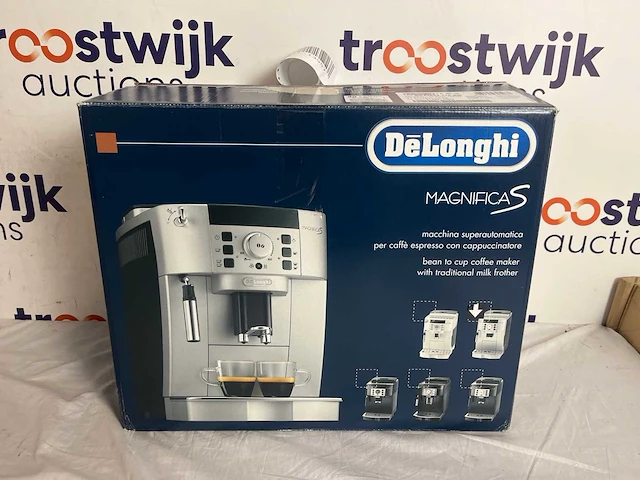 De'longhi magnifica s ecam22.110.sb - volautomatische espressomachine - zilver/zwart - afbeelding 2 van  2
