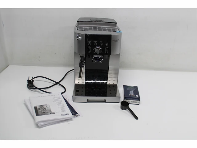 De'longhi magnifica s smart ecam 250.23.sb espressomachinezwart/zilver - afbeelding 4 van  5