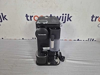 De'longhi nespresso lattissima one en510.b - zwart - afbeelding 2 van  3