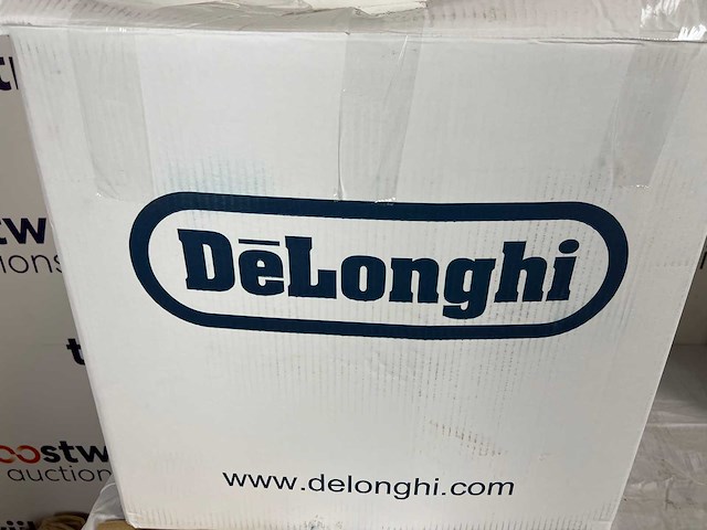 Delonghi primadonna soul ecam 610.55.sb - volautomatische espressomachine - zilver/zwart - afbeelding 2 van  2