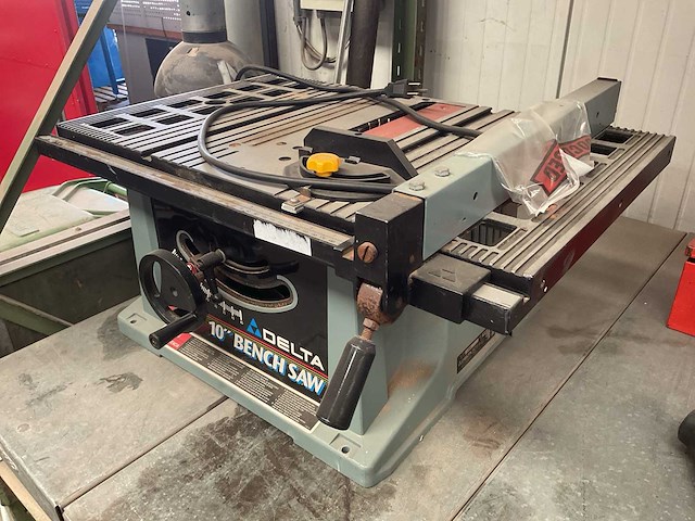 Delta 10” bench saw tafelcirkelzaagmachine - afbeelding 3 van  4