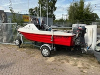 Delta 490 polyester consoleboot met buitenboordmotor - afbeelding 12 van  22