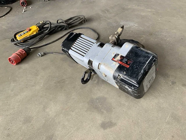 Delta 500kg elektrische kettingtakel - afbeelding 1 van  5