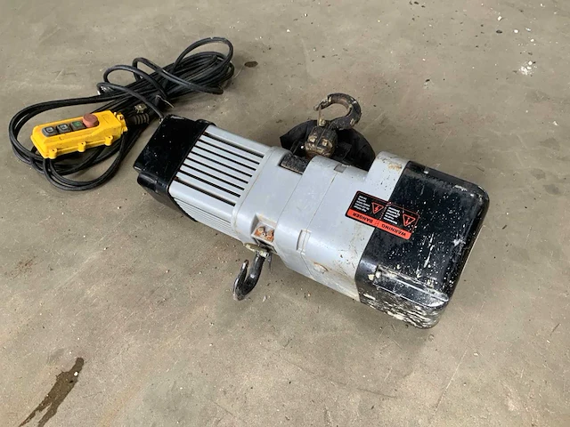 Delta 500kg elektrische kettingtakel - afbeelding 1 van  4