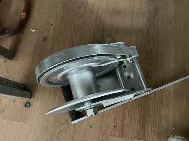 Delta bhw1800 lier - afbeelding 2 van  4