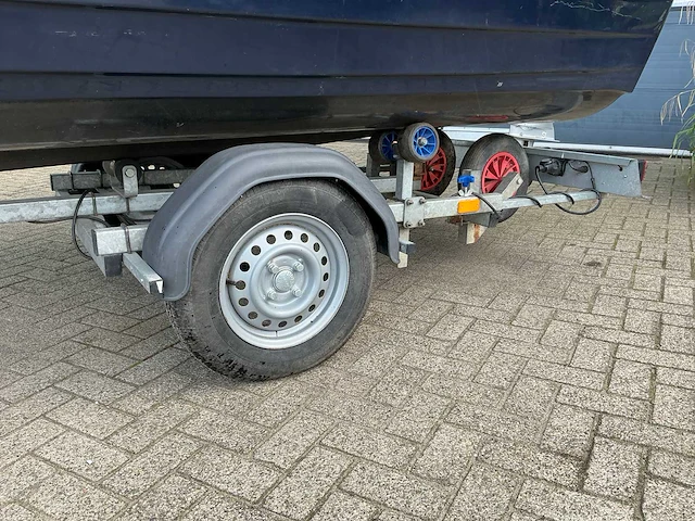 Delta sloep met trailer - afbeelding 14 van  26