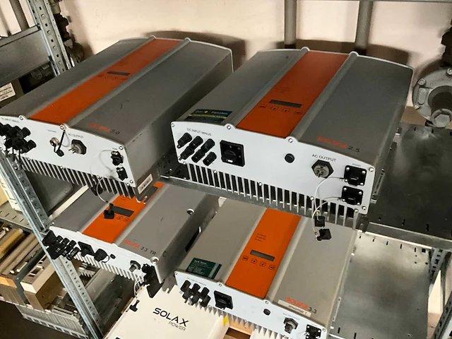 Delta solvia omvormer (4x) - afbeelding 1 van  5