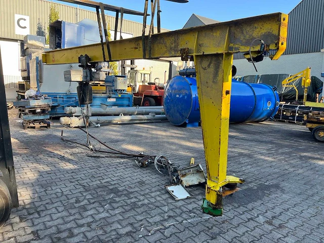 Demag - 1998 - dkun 10 1000 kv1 f4 - bovenloophalkraan - afbeelding 1 van  9