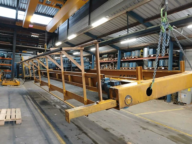 Demag - 1998 - dubbelligger - bovenloopkraan 12,5t - afbeelding 2 van  5