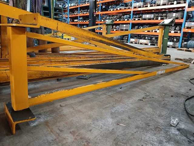 Demag - wandzwenkkraan - afbeelding 1 van  5