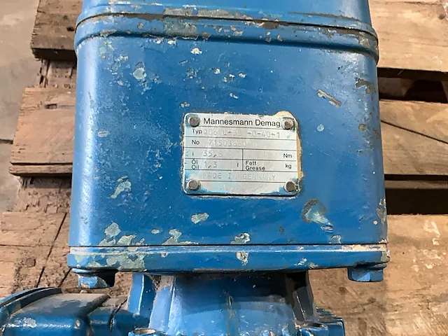Demag d06 elektromotor met overbrenging - afbeelding 3 van  8