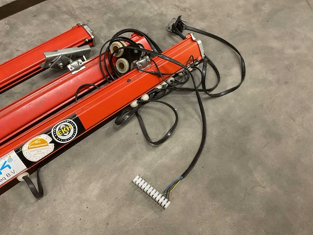 Demag dkun 1-125 k v1 f4 elektrische kettingtakel incl. rails - afbeelding 6 van  6