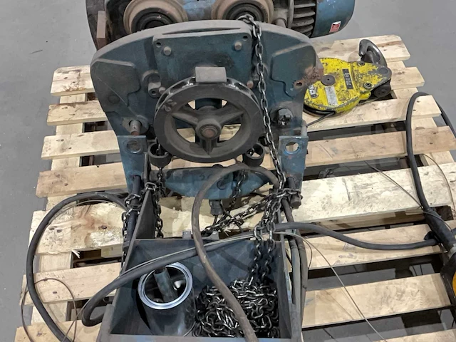 Demag elektrische takel met loopkat - afbeelding 6 van  9