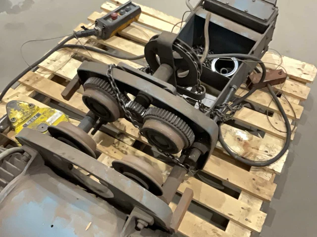 Demag elektrische takel met loopkat - afbeelding 7 van  9
