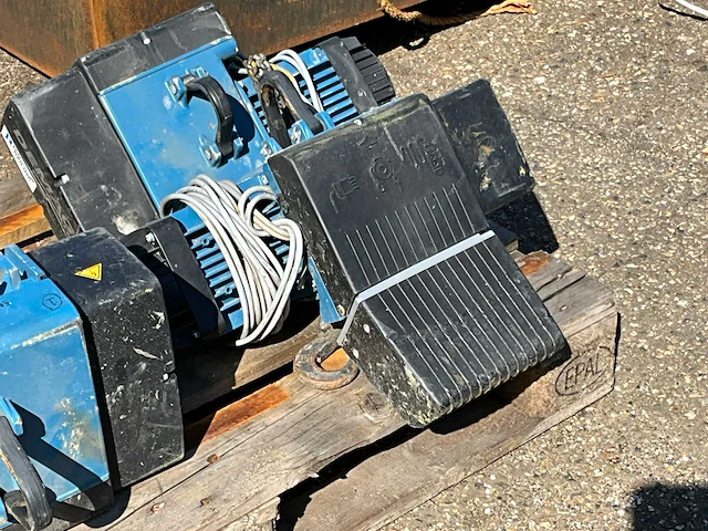 Demag elektrische takels (4x) - afbeelding 18 van  18