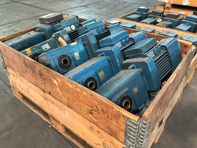 Demag wuh30dd elektromotor (10x) - afbeelding 1 van  5