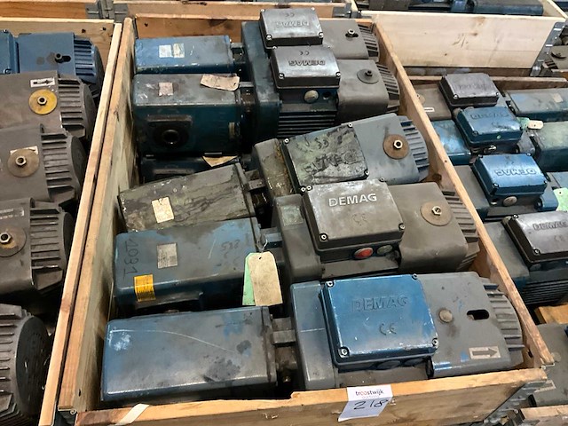 Demag wuh30dd / zba90 b4 reductormotor (10x) - afbeelding 2 van  6