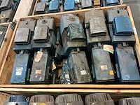 Demag wuh30dd / zba90 b4 reductormotor (10x) - afbeelding 3 van  6