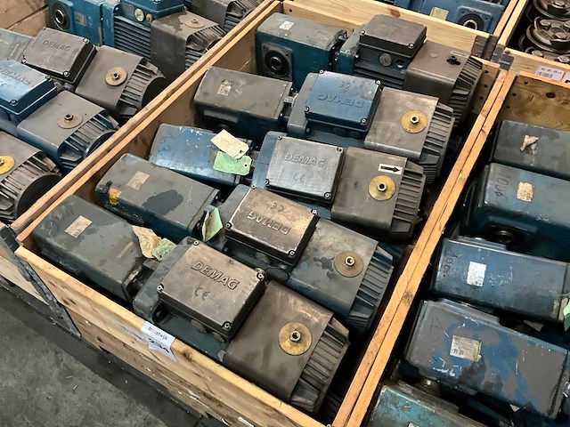 Demag wuh30dd / zba90 b4 reductormotor (10x) - afbeelding 2 van  6