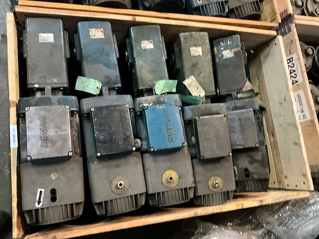 Demag wuh30dd / zba90 b4 reductormotor (10x) - afbeelding 3 van  6