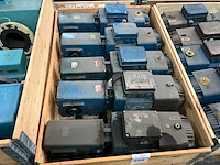 Demag wuh30dd / zba90 b4 reductormotor (5x) - afbeelding 1 van  4