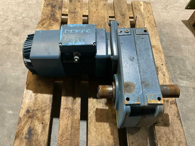 Demag zba 100b 4 b050 elektromotor - afbeelding 3 van  3