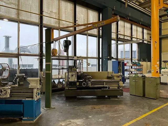 Demag zwenkarmkraan - afbeelding 1 van  6