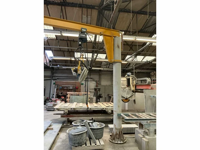 Demag zwenkarmkraan - afbeelding 3 van  9