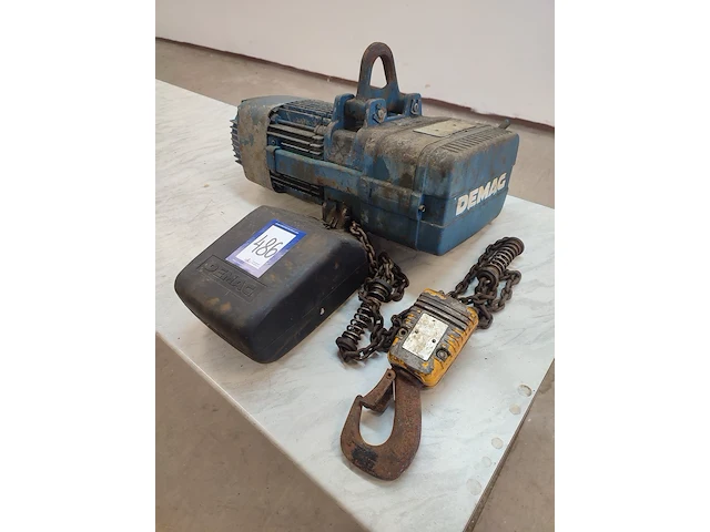 Demag - afbeelding 1 van  8